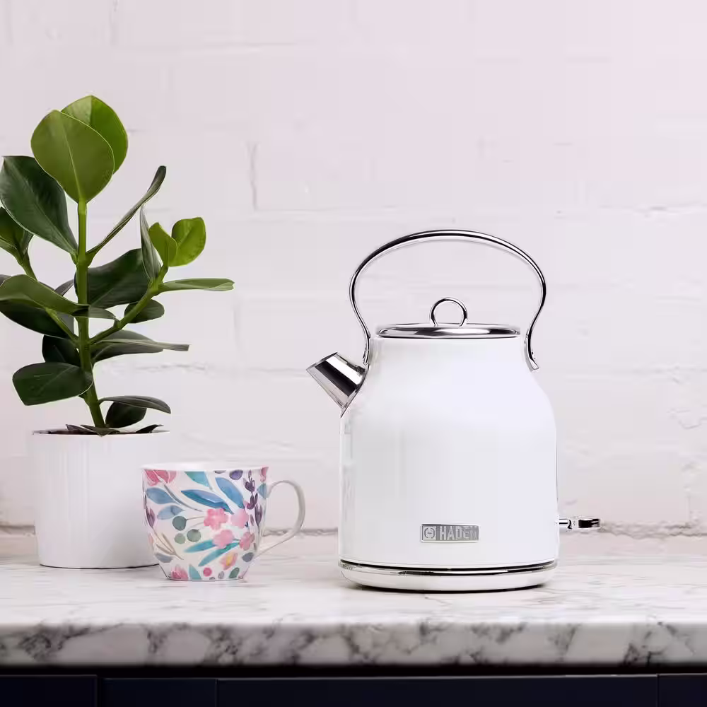 HADEN Heritage 7-Cup White Cordless Stainless Steel Retro Electric Kettle with Auto Shut-Off